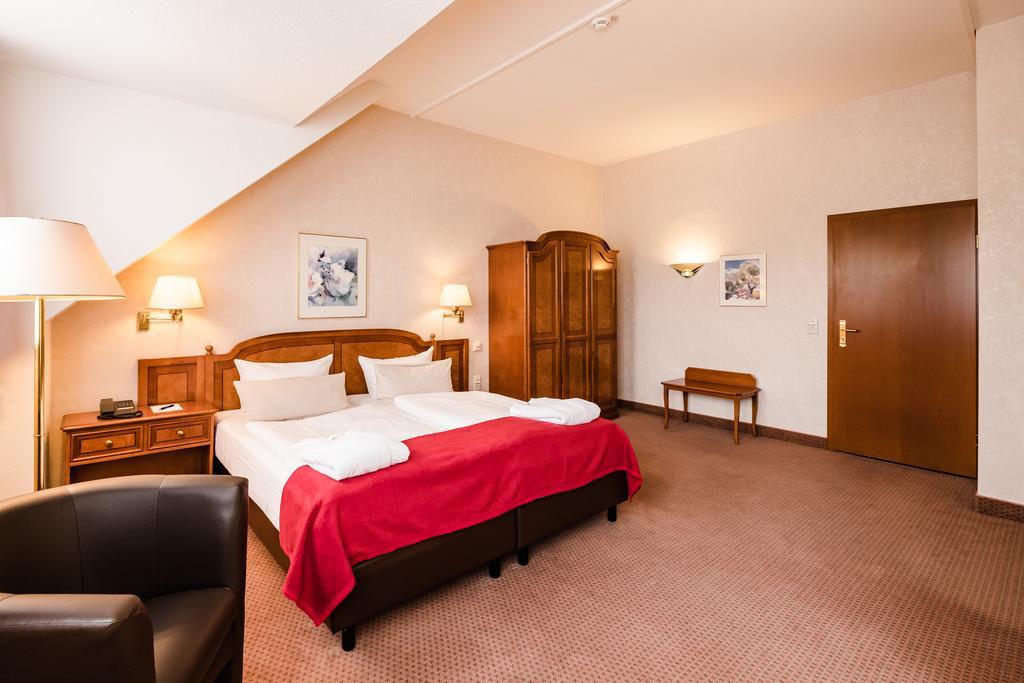 באד צווישנהם Das 53°Hotel מראה חיצוני תמונה